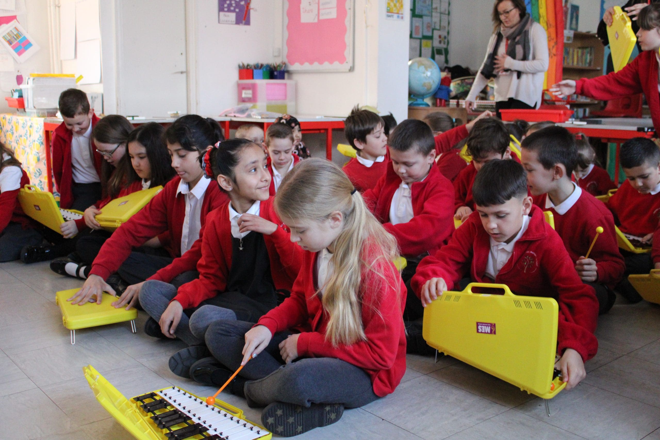 Primary School Students learning music with Kent Music Education Charity